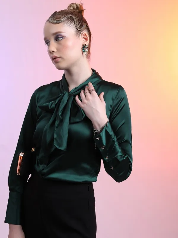  Tokyo Talkies Women Green Solid Casual Shirts