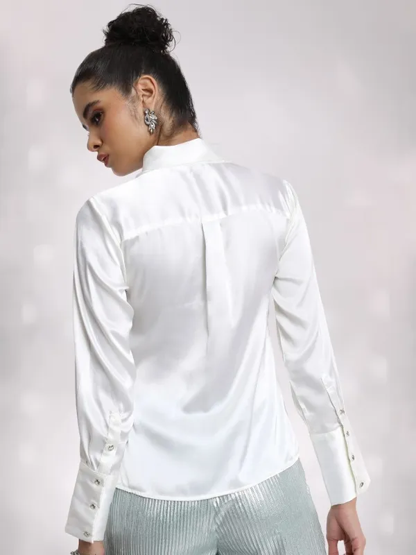  Tokyo Talkies Women Cream Solid Casual Shirts