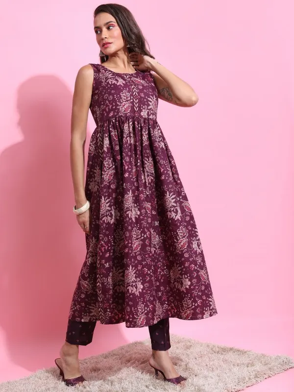  Ketch Women Purple Printed Kurta Sets