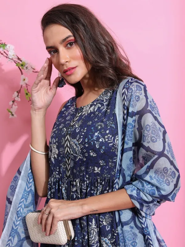  Ketch Women Blue Printed Kurta Sets