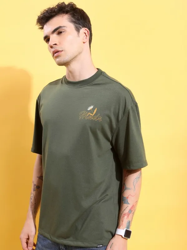 Men Printed Round Neck T-shirt