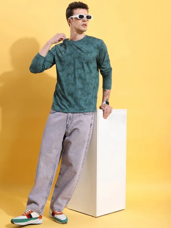 Men Printed Round Neck T-shirt