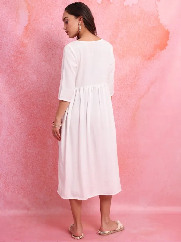  Vishudh Women Off White Printed A-Line Ethnic Dresses