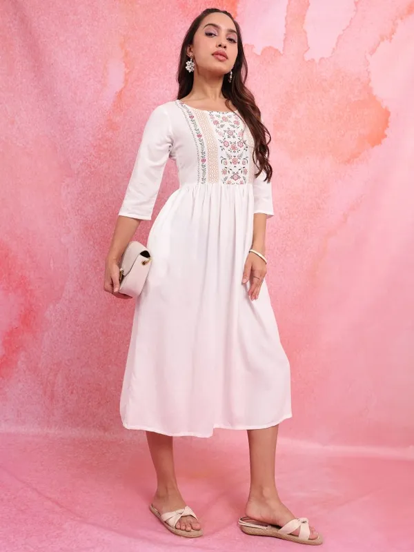  Vishudh Women Off White Printed A-Line Ethnic Dresses