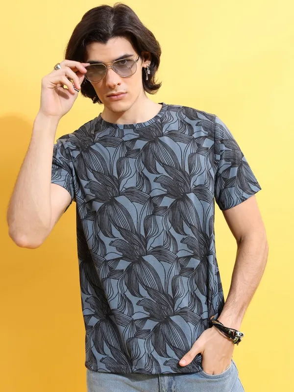  Highlander Men Grey Printed Round Neck T-Shirts
