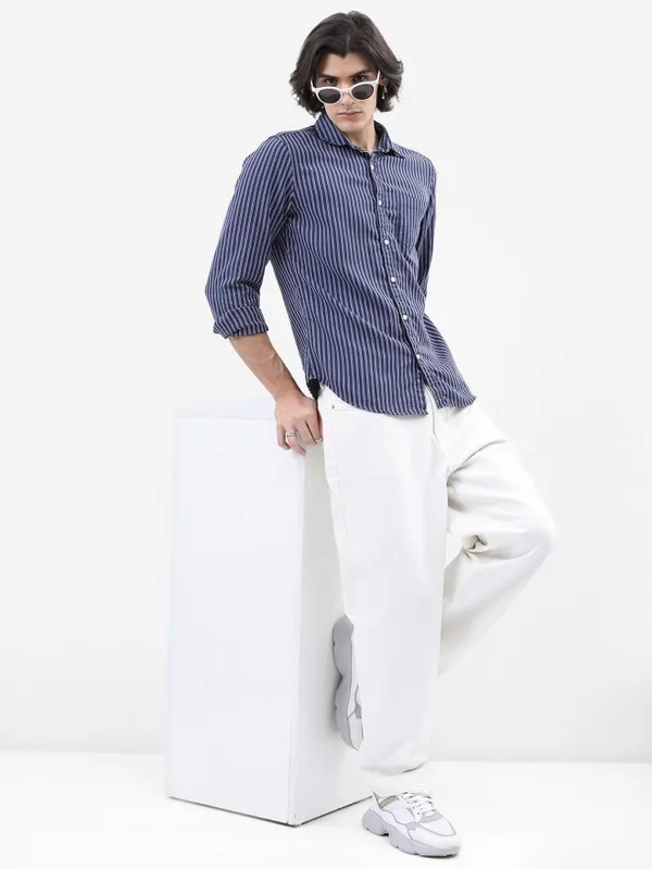  Highlander Men Navy Blue Striped Slim Fit Casual Shirts