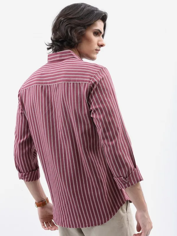  Highlander Men Burgundy Striped Slim Fit Casual Shirts