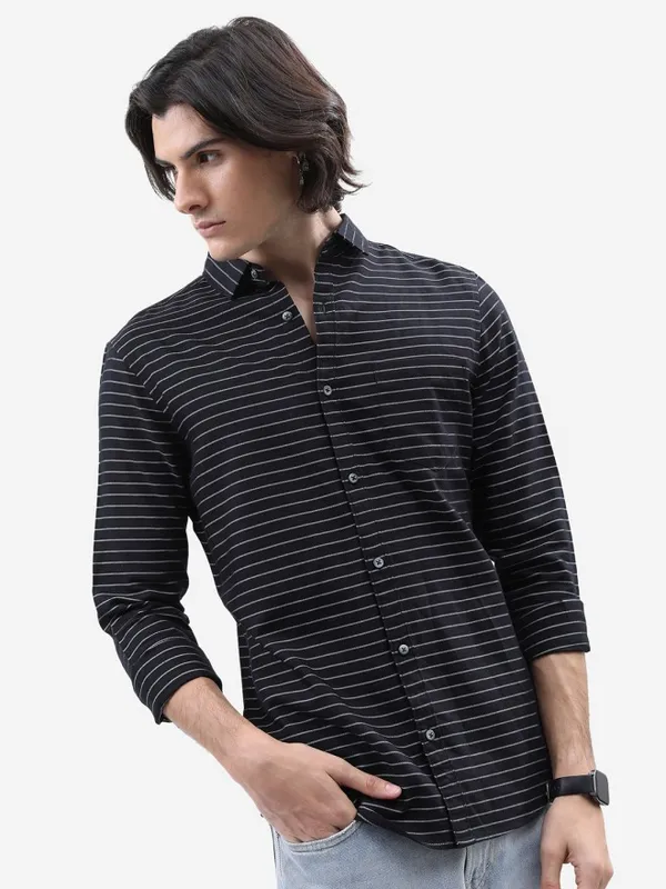  Highlander Men Black Striped Slim Fit Casual Shirts