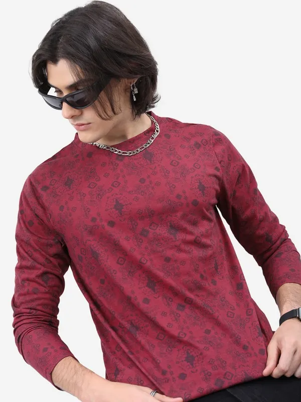 Highlander Men Maroon Printed Round Neck T-Shirt