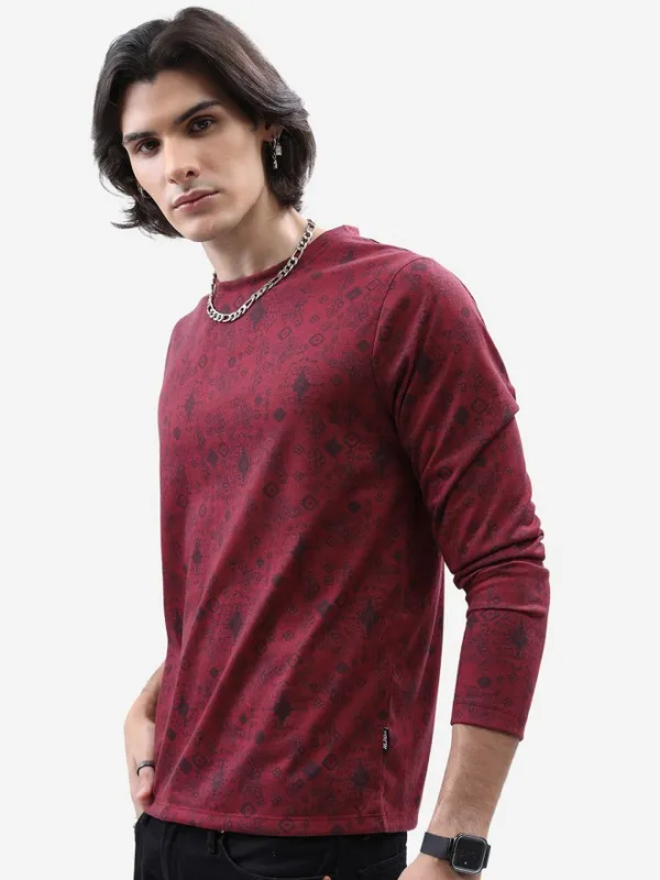 Highlander Men Maroon Printed Round Neck T-Shirt