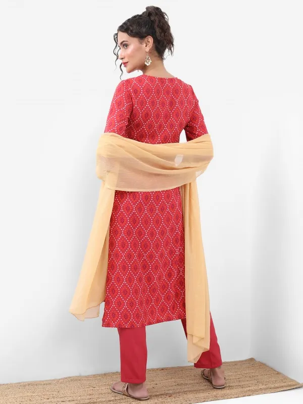  Vishudh Women Red Printed Kurta Sets