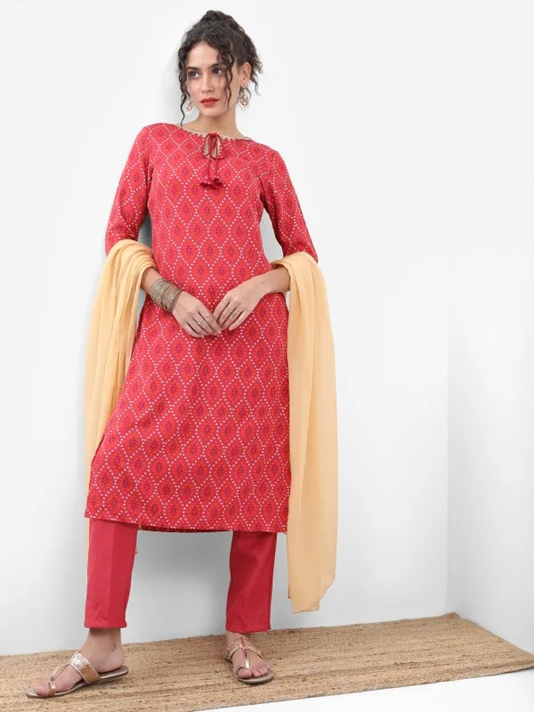  Vishudh Women Red Printed Kurta Sets