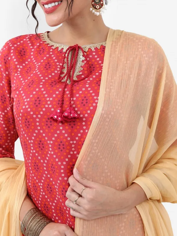  Vishudh Women Red Printed Kurta Sets