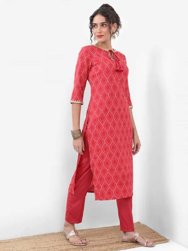  Vishudh Women Red Printed Kurta Sets