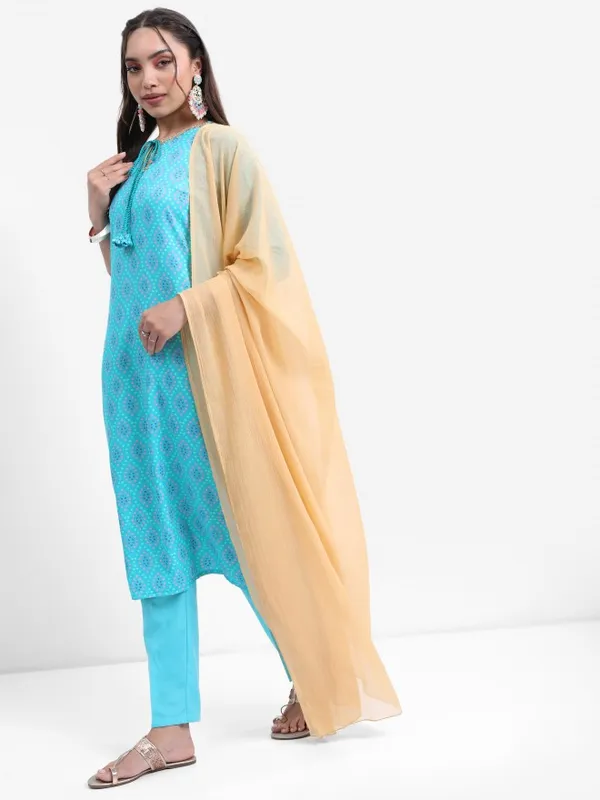 Vishudh Women Turquoise Printed Kurta Sets
