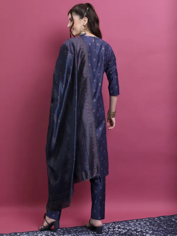  Vishudh Women Navy Blue Kurta Sets