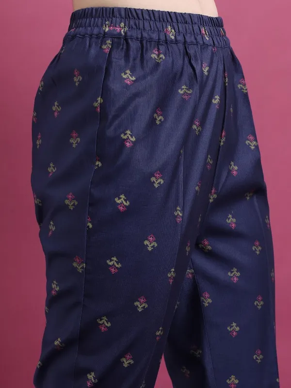  Vishudh Women Navy Blue Kurta Sets