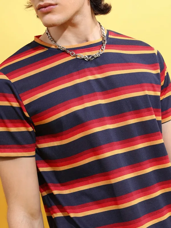 Men Striped Round Neck T-shirt