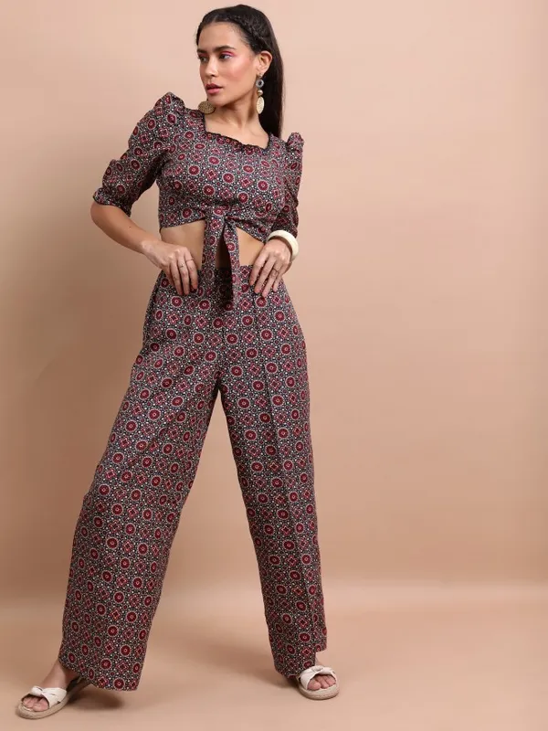 Vishudh Women Red Top With Palazzo
