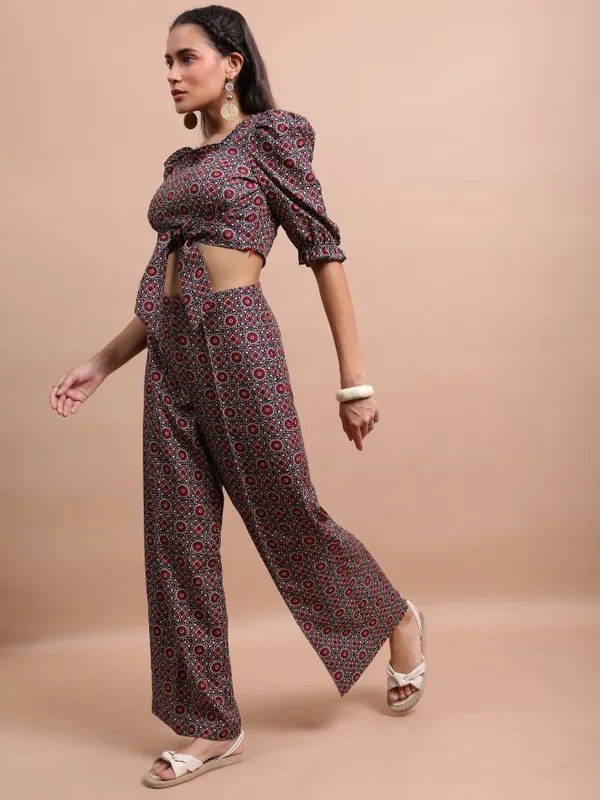 Vishudh Women Red Top With Palazzo