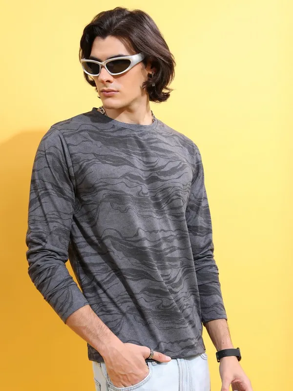  Highlander Men Grey Printed Round Neck T-Shirts