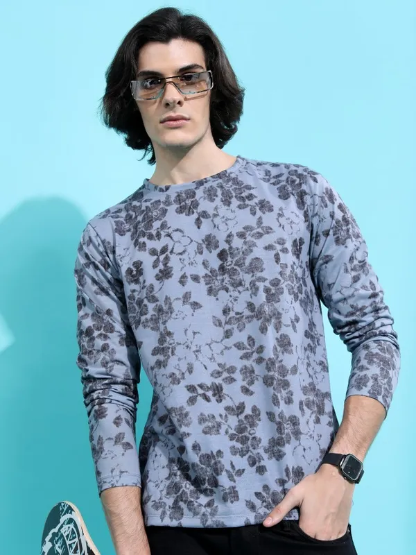 Men Printed Round Neck T-shirt