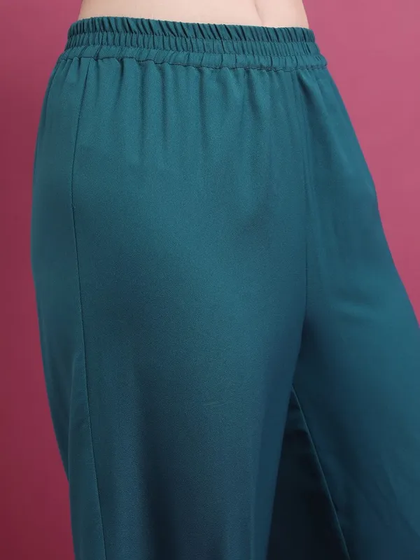  Vishudh Women Teal Kurta Sets