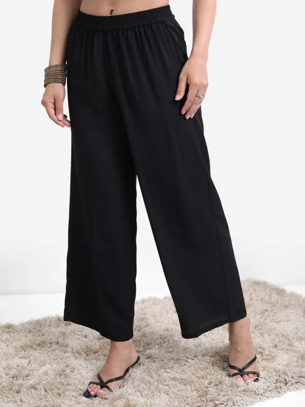 Women Kurta With Palazzo And Dupatta