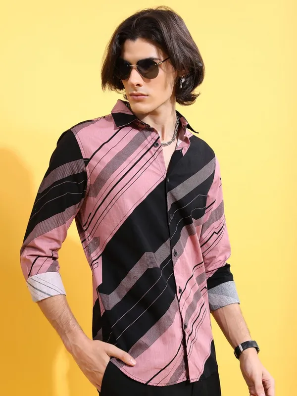  Ketch Men Black Printed Slim Fit Casual Shirts