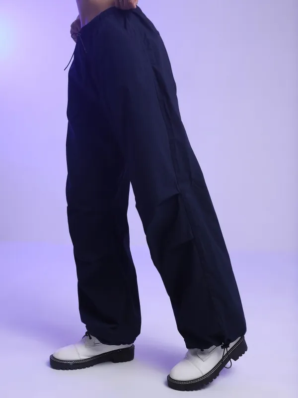  Tokyo Talkies Women Navy Blue Solid Loose Fit Casual Trousers