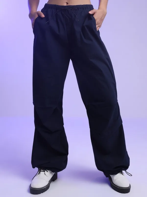  Tokyo Talkies Women Navy Blue Solid Loose Fit Casual Trousers