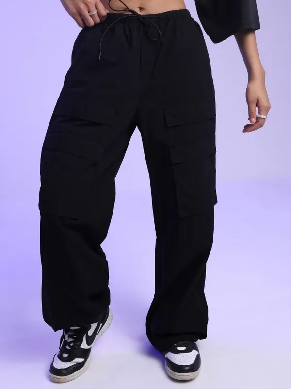  Tokyo Talkies Women Black Solid Loose Fit Casual Trousers