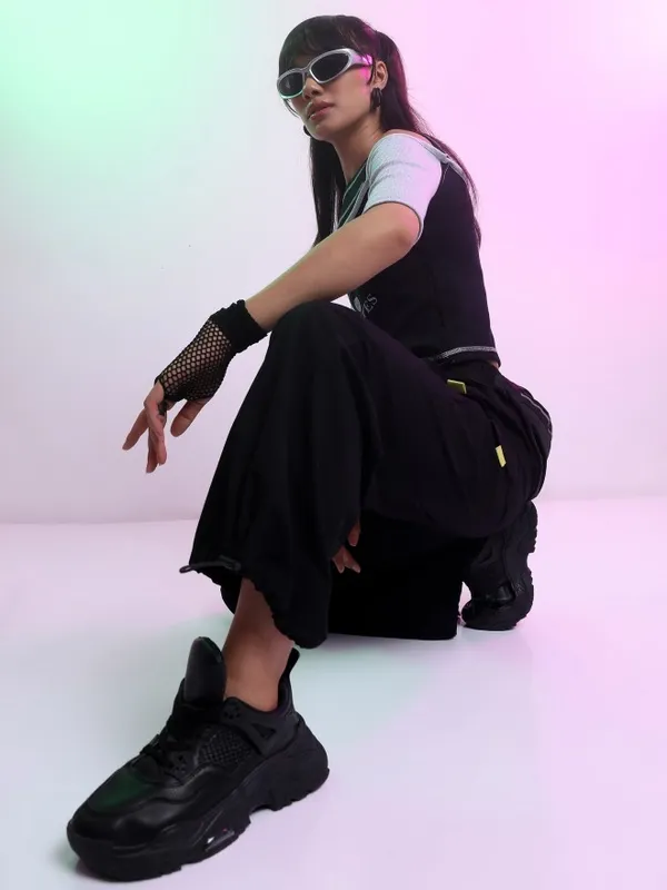  Tokyo Talkies Women Black Solid Loose Fit Casual Trousers