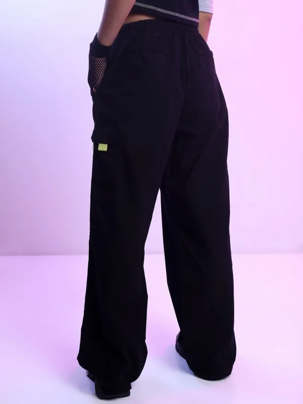  Tokyo Talkies Women Black Solid Loose Fit Casual Trousers