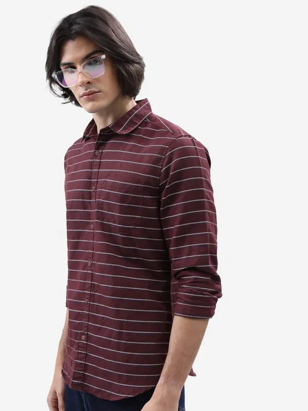 Men Slim Fit Casual Shirt
