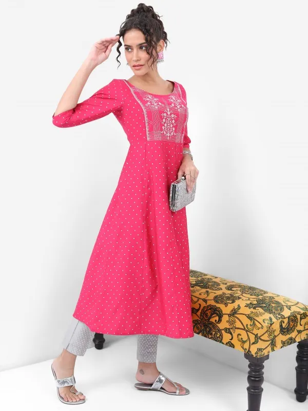  Vishudh Women Pink Printed A-Line Kurtas