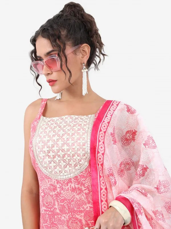 Women Kurta With Sharara & Dupatta