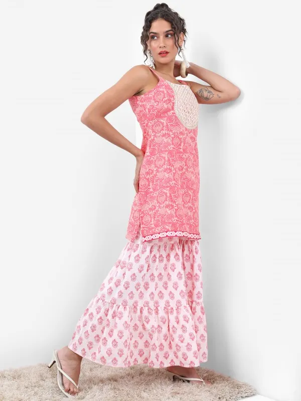 Women Kurta With Sharara & Dupatta