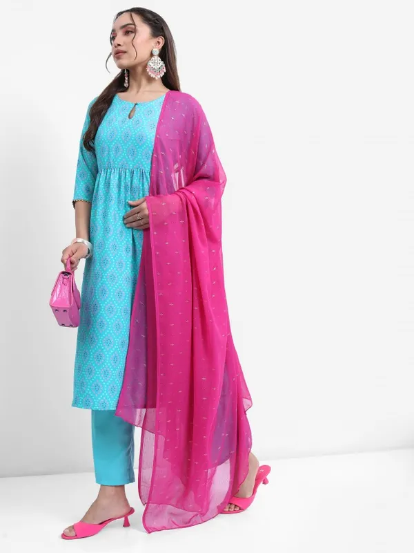 Vishudh Women Turquoise Printed Kurta With Palazzo And Dupatta