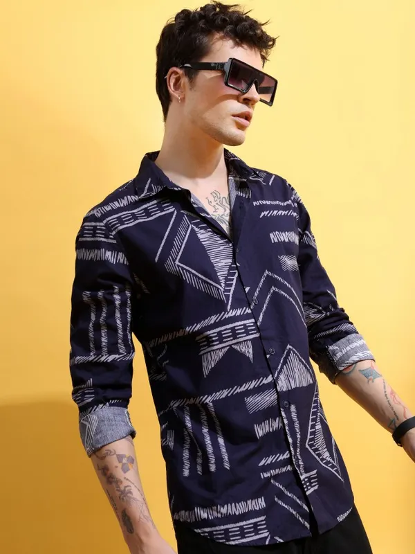  Highlander Men Blue Printed Slim Fit Casual Shirts