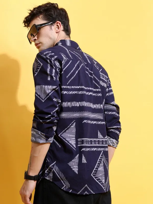  Highlander Men Blue Printed Slim Fit Casual Shirts