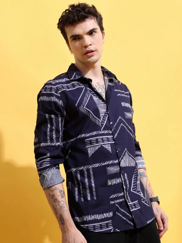  Highlander Men Blue Printed Slim Fit Casual Shirts