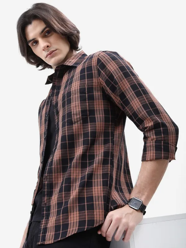  Highlander Men Brown Checked Slim Fit Casual Shirts