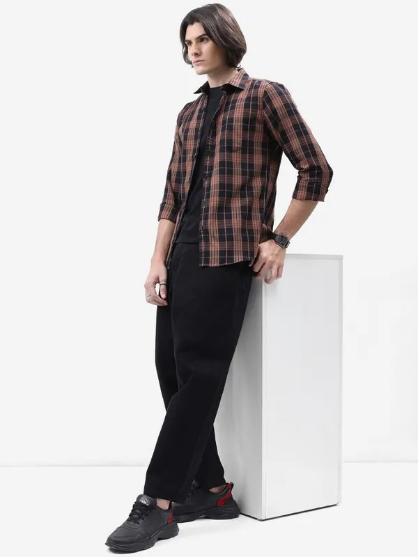  Highlander Men Brown Checked Slim Fit Casual Shirts