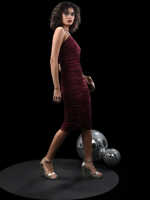 Tokyo Talkies Women Burgundy Solid Bodycon Dress