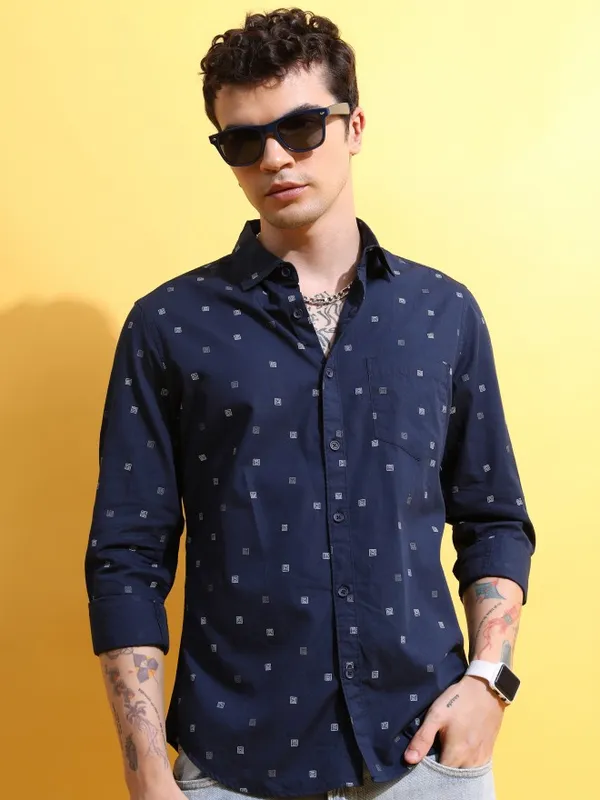  Highlander Men Navy Blue Printed Slim Fit Casual Shirts