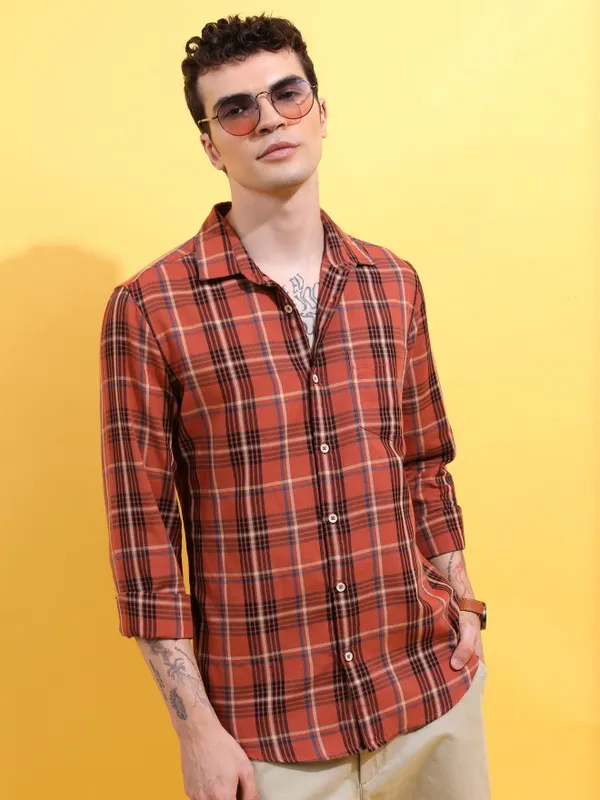  Highlander Men Terracotta Checked Slim Fit Casual Shirts