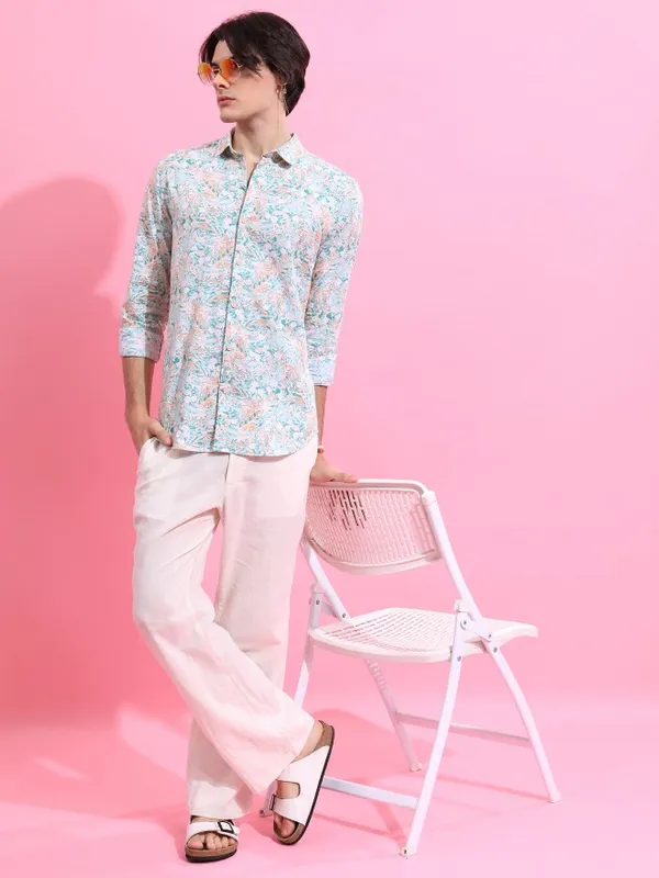 Men Slim Fit Casual Shirt