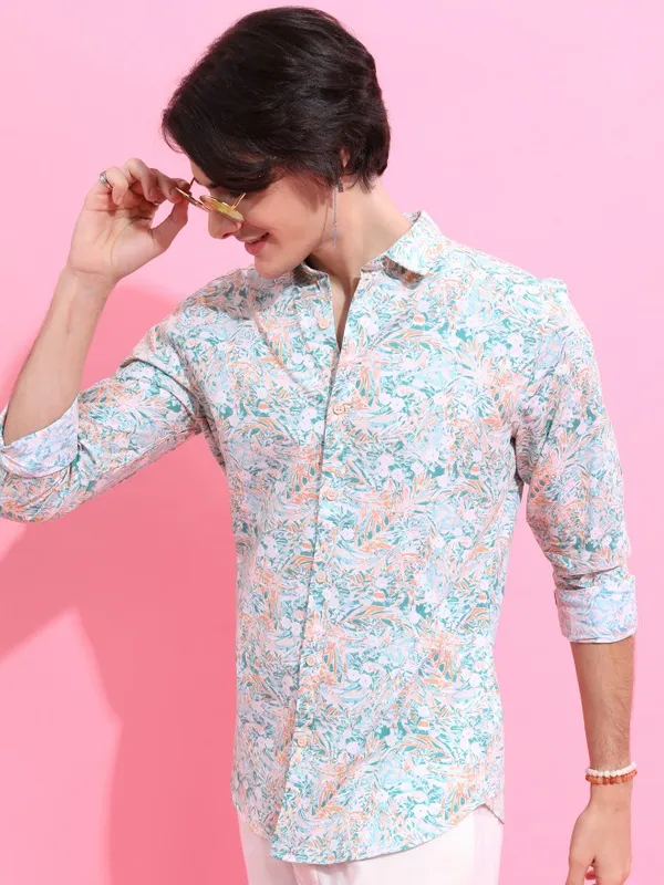 Men Slim Fit Casual Shirt