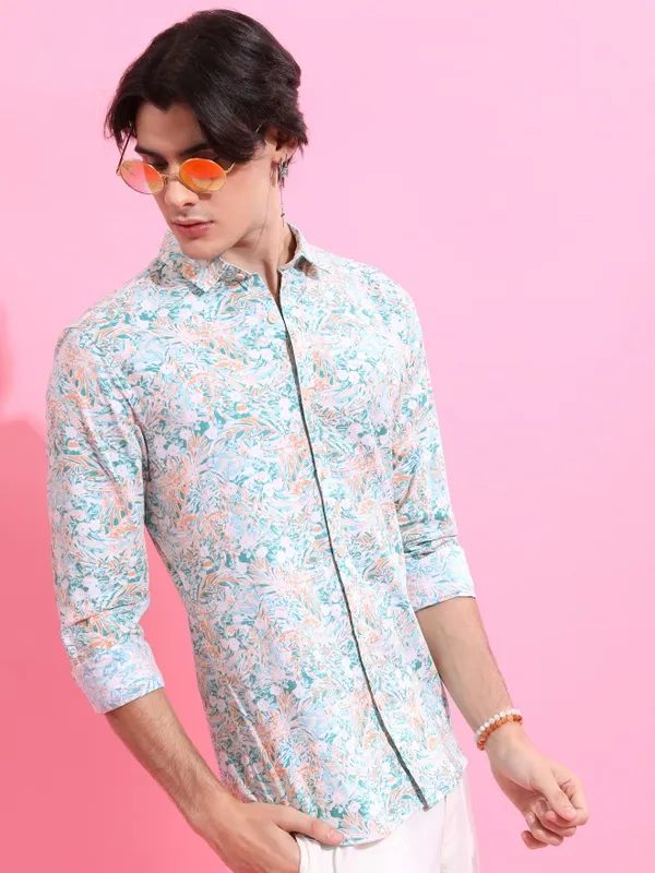 Men Slim Fit Casual Shirt
